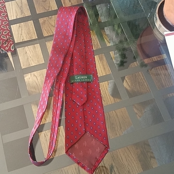 Lauren Ralph Lauren Repp Silk Handmade Red Blue Paisley Men's Necktie - Picture 3 of 8